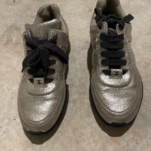 Chanel sneakers size 39